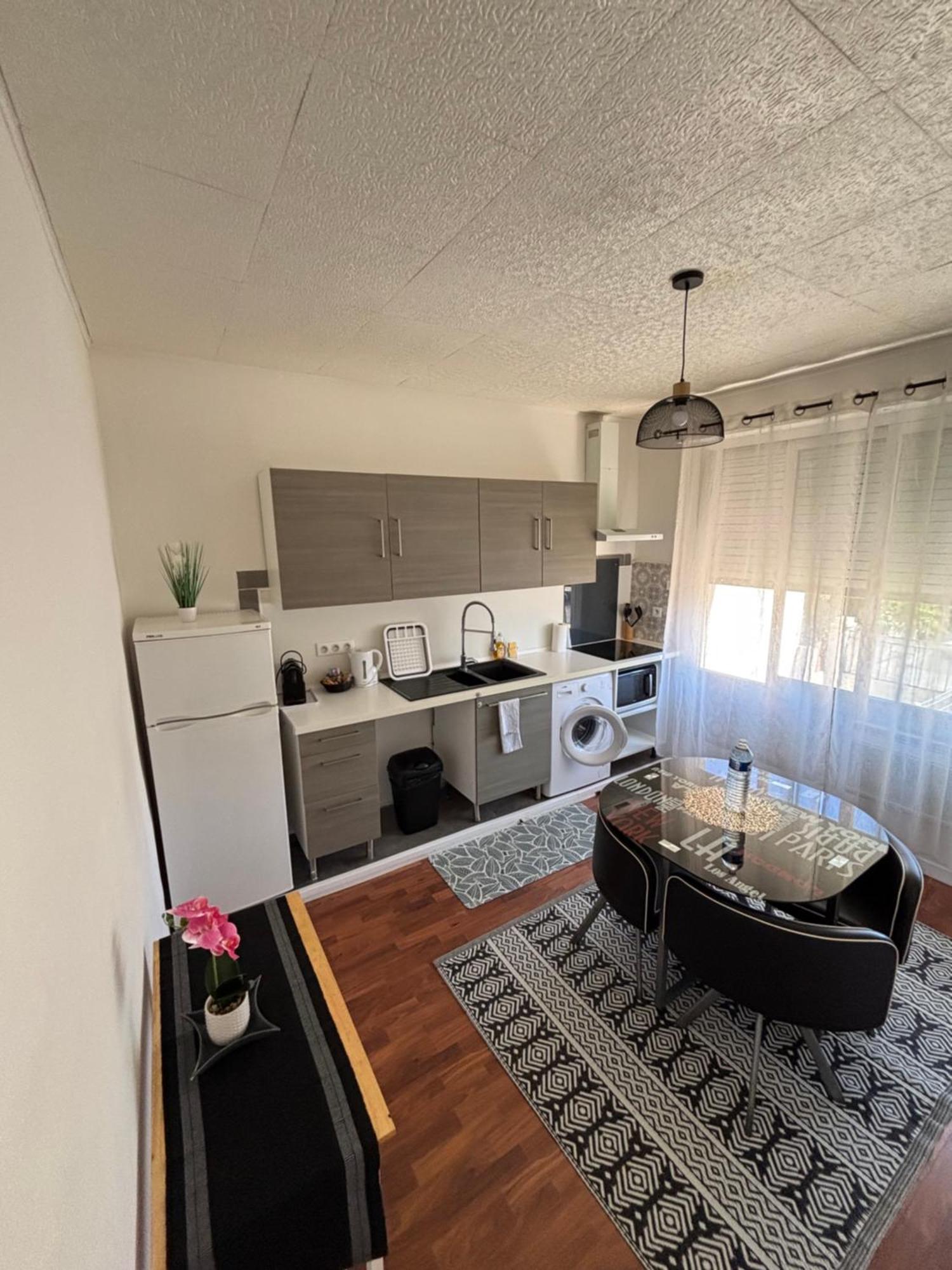Unique Appartement Zen Et Detente Dans Villa Avec Piscine Tres Bien Place Montpellier Dış mekan fotoğraf